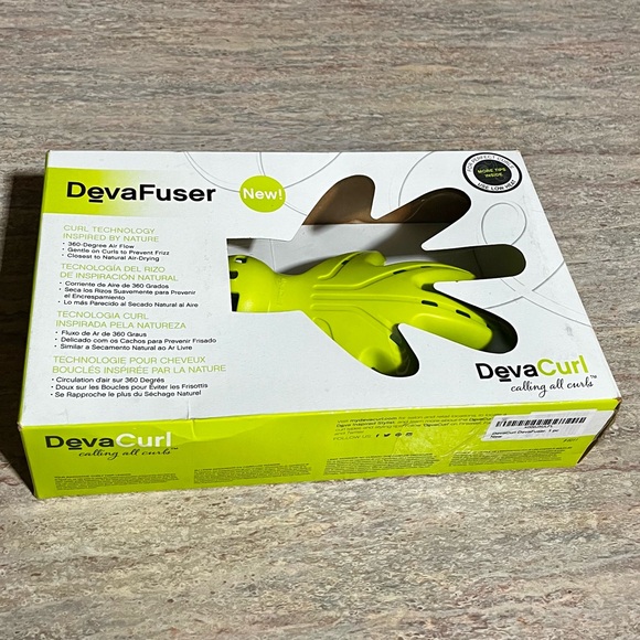 NIB DevaCurl DevaFuser with bonus Deva Cutl No-Poo conditioning cleanser - Picture 3 of 16